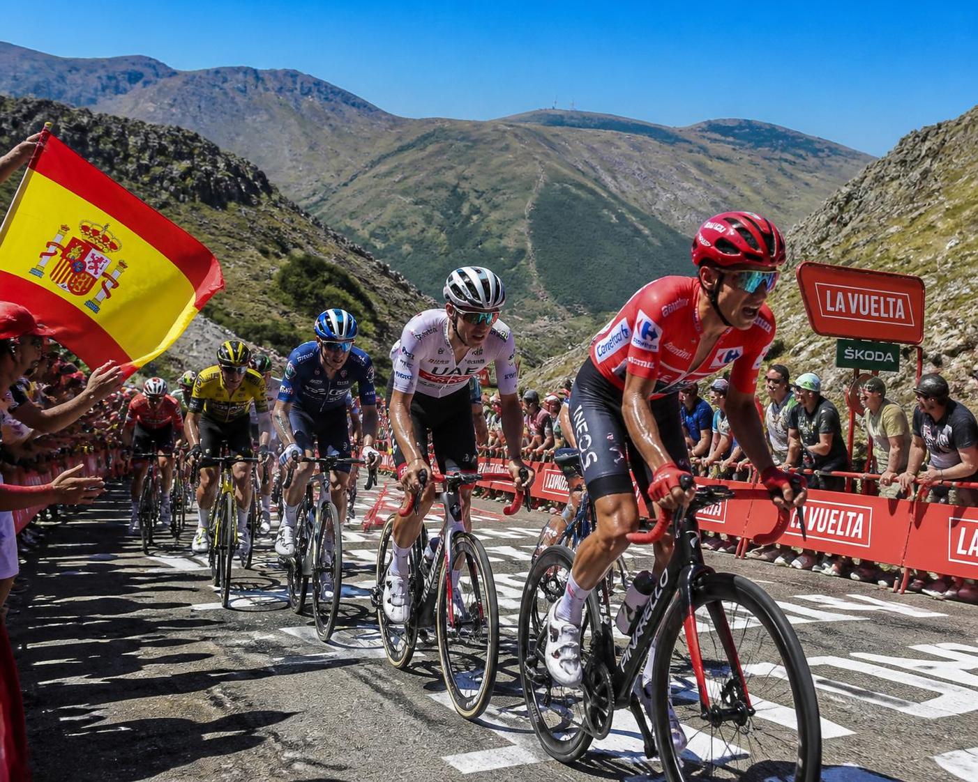 découvrez les favoris du tour d’espagne et suivez les pronostics pour remporter cette grande boucle ibérique passionnante, avec analyses et performances des coureurs.
